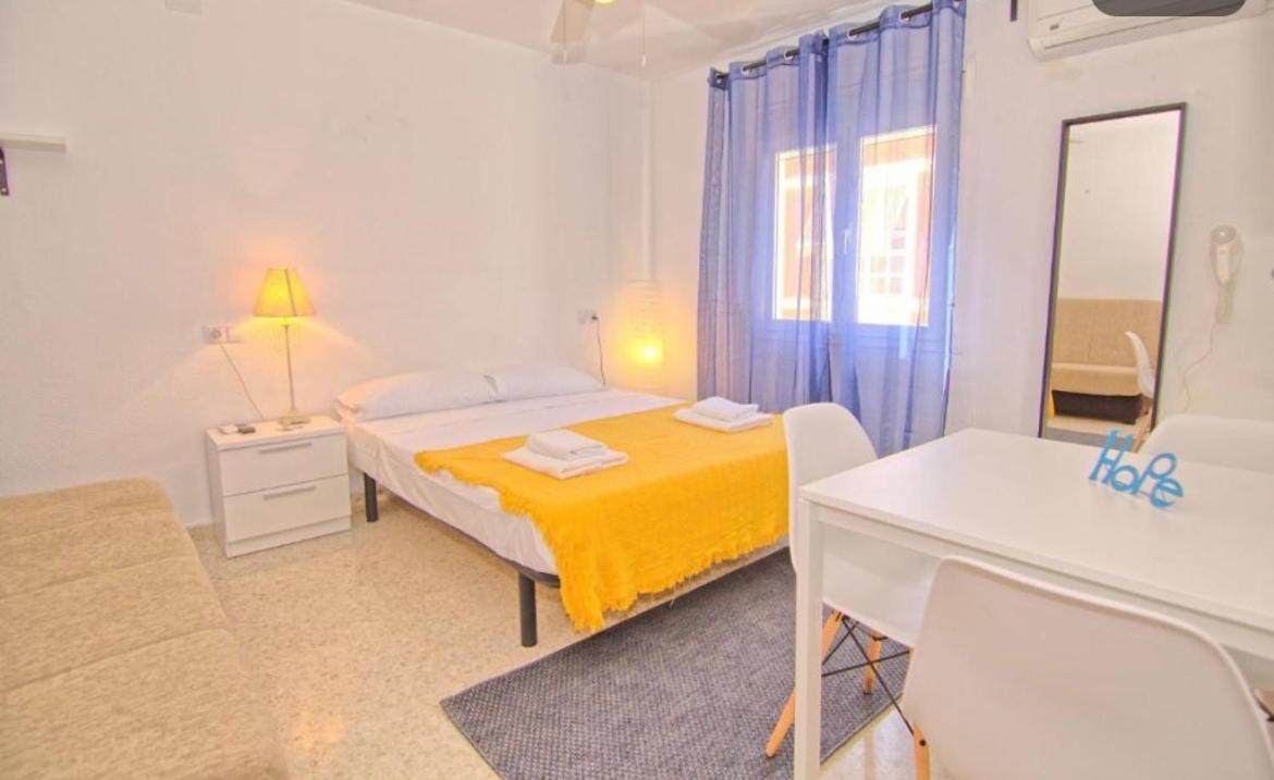 Low cost room Malaga Málaga Exterior foto