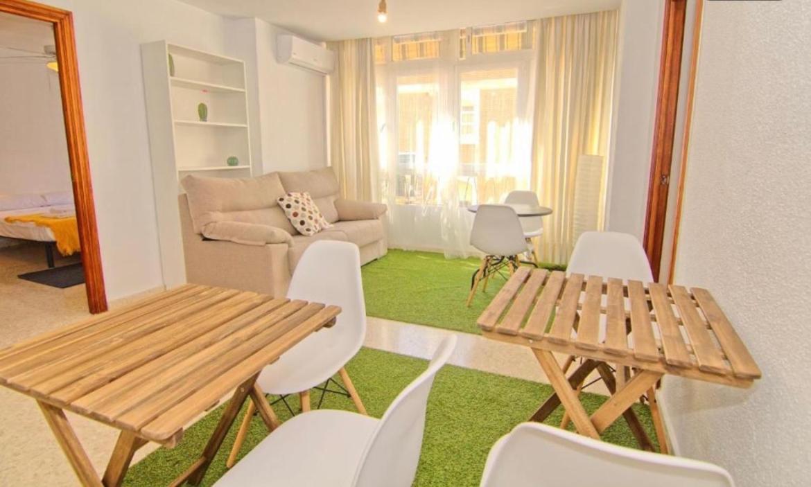 Low cost room Malaga Málaga Exterior foto
