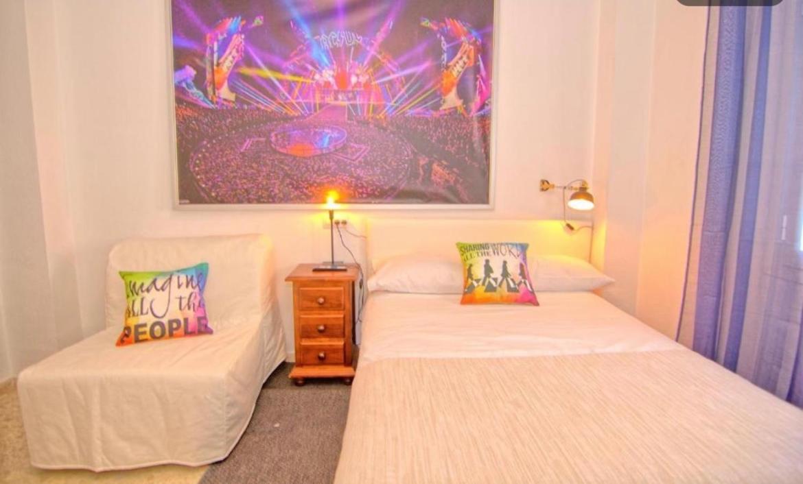 Low cost room Malaga Málaga Exterior foto